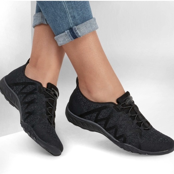 SKECHERS Relaxed Fit Breathe-Easy - Infi-Knity black comfort shoes women’s 10 - Picture 1 of 9